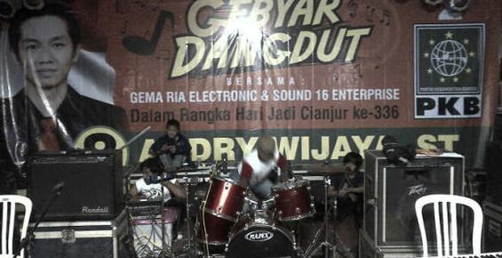 Caleg PKB Dapil Jabar III Gelar Gebyar Dangdut